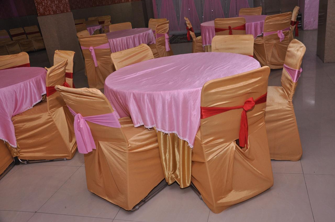 Hotel Samrat Kaushambi Ghaziabad Bagian luar foto